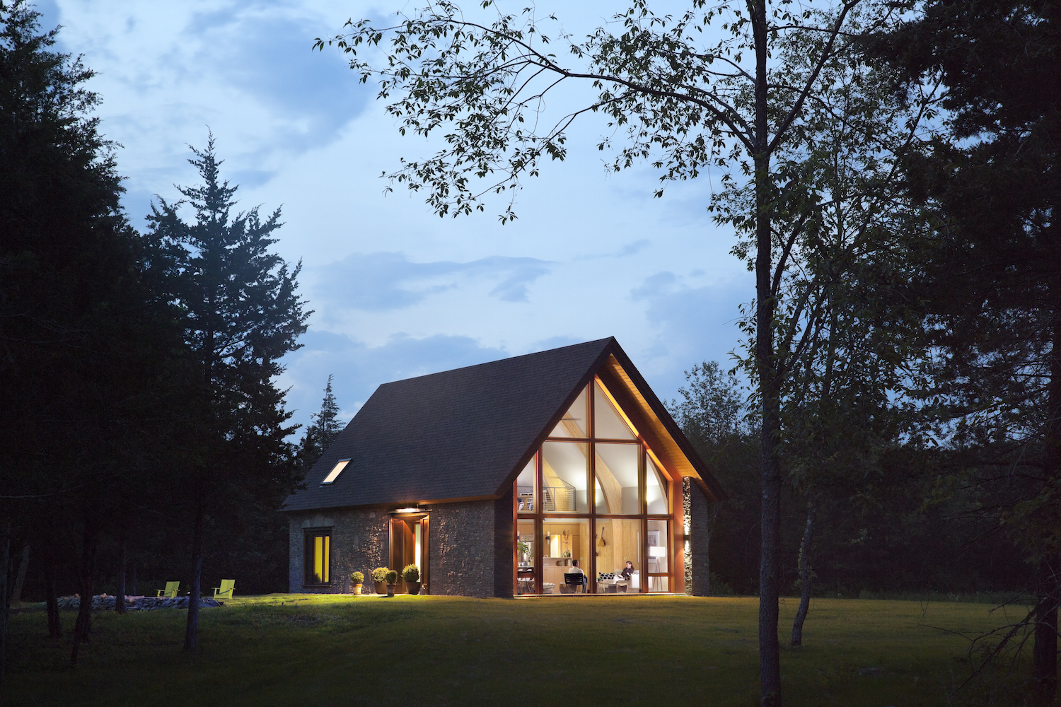 Hudson Passive House; A residence that will achieve near zero energy consumption without the use of solar panels, wind turbines or other site energy systems; Location: Hudson NY, Architect: Dennis Wedlick Architect. Image by: Peter Aaron
