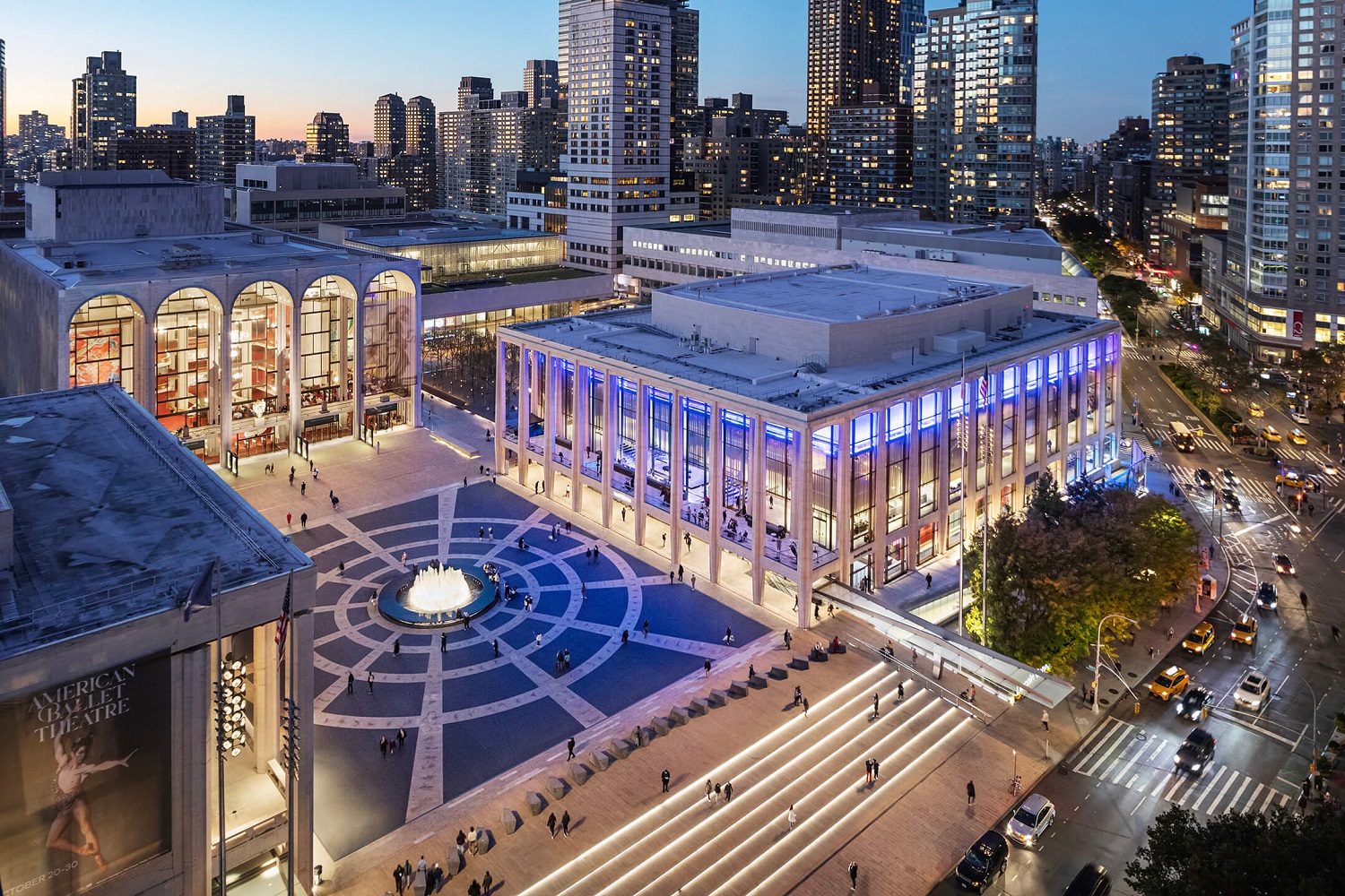 Exteriors Image of David Geffen Hall at Lincoln Center