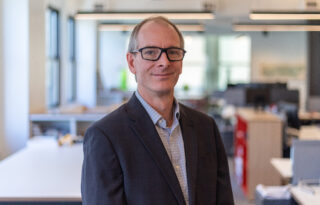 Headshot of John Woelfling, FAIA, LEED AP, CPHT, Partner, Dattner Architects