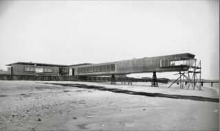 Exterior image of Snyder House, Shelter Island, 1952