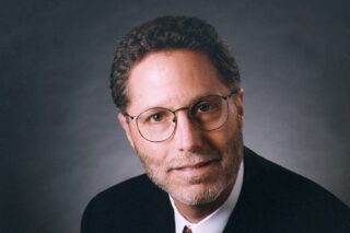 Robert Davidson headshot
